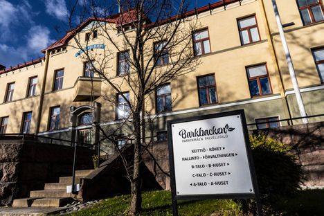 Ministeri Wille Rydman antoi lausunnon IS:n esiin tuomista puutteista turkulaisessa palvelutalossa. 3