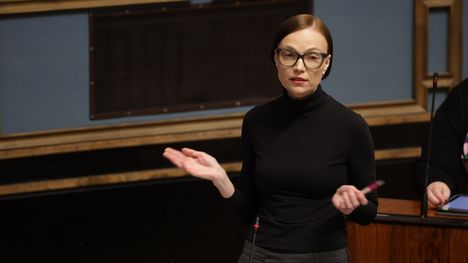 Minja Koskela kritisoi Trumpia eduskunnassa. 1