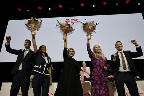 Nasima Razmyarin vaikuttava suoritus on viesti puheenjohtaja Antti Lindtmanille. 2 Nasima Razmyarin vaikuttava suoritus on viesti puheenjohtaja Antti Lindtmanille. 1