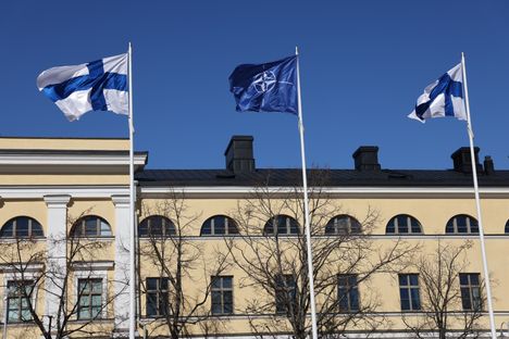 NATOpoll-kysely: Suomalaisilla on heikentynyt luottamus Yhdysvaltojen tukeen turvallisuuden takaajana. 1