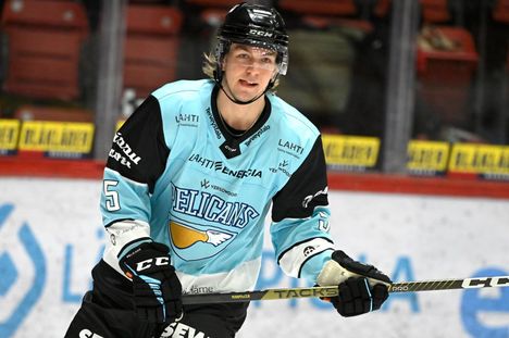 NHL-pelaaja Topias Vilén saattaa jäädä Leijonista pois 4 NHL-pelaaja Topias Vilén saattaa jäädä Leijonista pois 3
