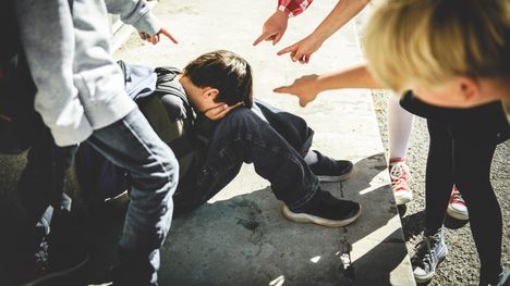 Onko sinulla kokemuksia koulukiusaamisesta? Jaa tarinasi kanssamme. 1