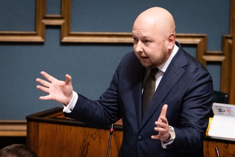 Oppositio kritisoi hallituksen kehysriihessä tekemiä päätöksiä 3