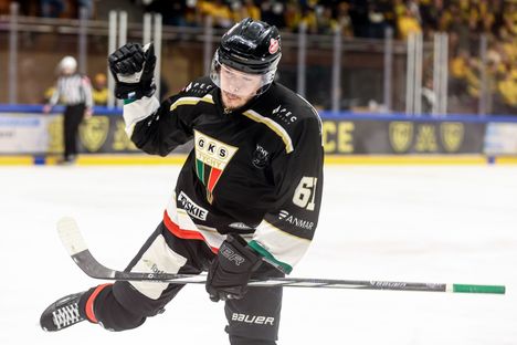 Pekka Tirkkonen valmentaa Puolan kansallista joukkuetta, tavoitteena edistyminen kotiturnauksessa. 3