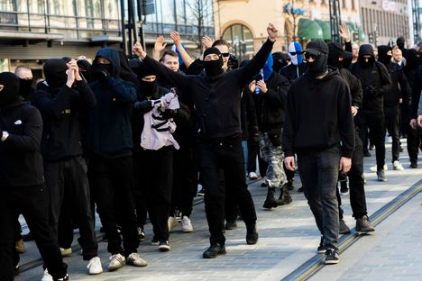 Poliisipäällikkö antoi lausunnon Tampereen protestista. 3