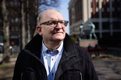 Puolustusbudjetti siirtyy ulkomaisiin kohteisiin 1