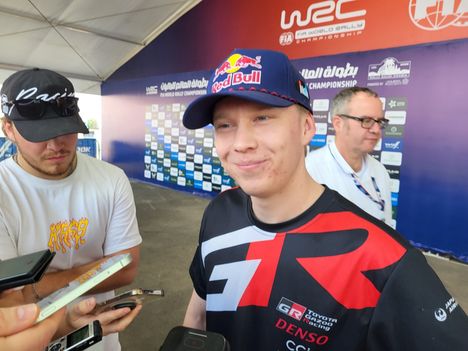 Päävalmentaja iloinen Kalle Rovaperän formuladebyytistä 3