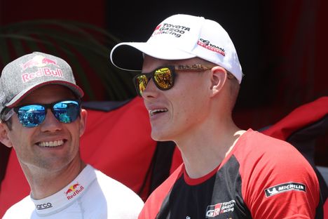 Sébastien Ogier välitti ystävälliset terveisensä Ott Tänakille. 3
