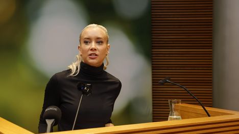 Sofia Virran ja Wille Rydmanin kiivas väittely A-studiossa herättää erilaisia näkemyksiä 3