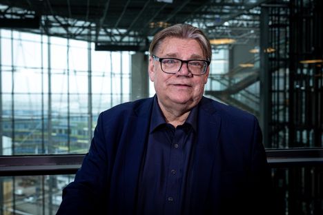 Soini kyseenalaisti perussuomalaisten linjan 5