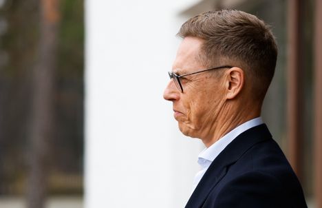 Stubbille haastava kysymys Yhdysvalloista Kanadan televisiossa – näin Stubb reagoi 1