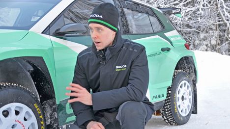 Suomalainen rallimestari yllättää – Reeta Hämäläinen syrjäyttää brasilialaisen kartturin. 1