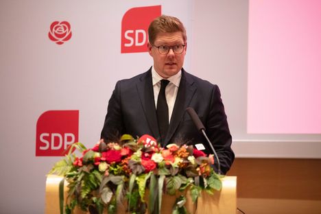 Tältä näyttää SDP:n uusi tunnus. 6 Tältä näyttää SDP:n uusi tunnus. 5