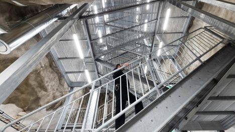 Ulkomaalaiset osoittivat kiinnostusta Merihaan suojarakennukseen. 2 Ulkomaalaiset osoittivat kiinnostusta Merihaan suojarakennukseen. 1