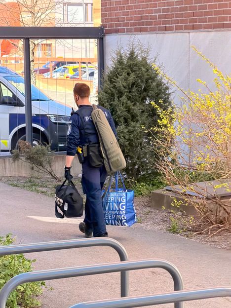 Vantaalla Kivistössä tapahtui puukotus, poliisi pidätti epäillyn. 5