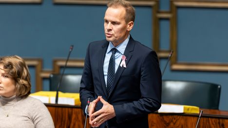 Viides kilpailija rekisteröityi keskustan varapuheenjohtajavalintaan. 2 Viides kilpailija rekisteröityi keskustan varapuheenjohtajavalintaan. 1