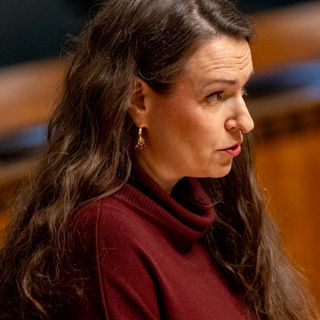 Viranomaiset ilmoittavat hallituksen aikovan säätää lain, joka voisi aiheuttaa turvallisuusriskejä. 3