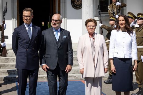 Viron presidenttipari vierailee Suomessa 1