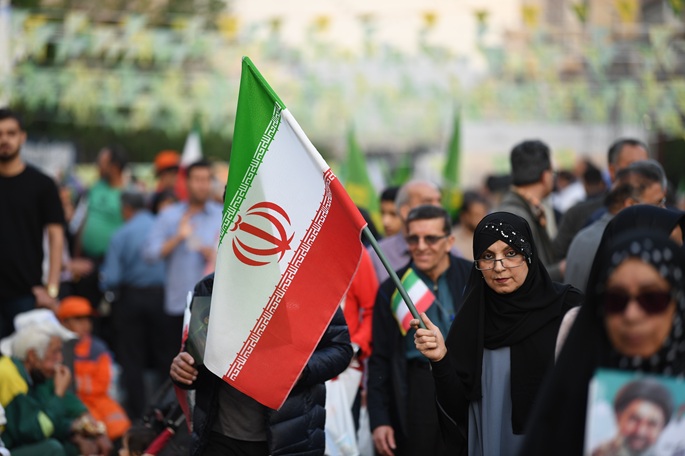 Yhdysvallat ja Iran ovat ilmeisesti sopineet 60 päivän tulitauon luonnoksesta. 2 Yhdysvallat ja Iran ovat ilmeisesti sopineet 60 päivän tulitauon luonnoksesta. 1