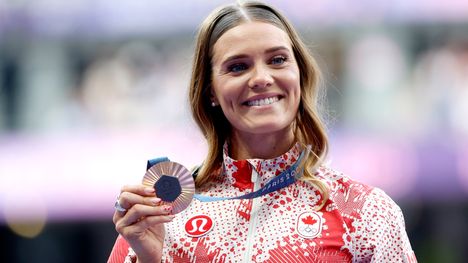 Yleisurheilu: Alysha Newman: Wilma Heltelän kilpailukumppani pois pelistä 1