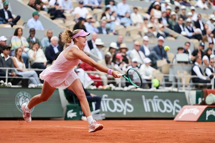 Andreeva etenee ensimmäiseen Grand Slam -finaaliinsa, Chwalinska jatkaa unelmaotteluitaan. 1