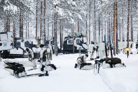 Armeijalle toimitettu yli 25 miljoonan euron arvoinen M23-taisteluasu kohtaa merkittäviä haasteita 3