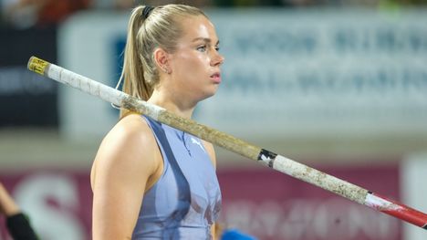 Elina Lampela: ikävä ilmoitus 1