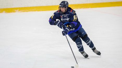 Emma Nuutinen solmi sopimuksen Seattle Torrentin kanssa. 2 Emma Nuutinen solmi sopimuksen Seattle Torrentin kanssa. 1