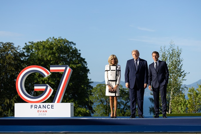 G7-huippukokous alkaa Evianissa Ranskassa 2 G7-huippukokous alkaa Evianissa Ranskassa 1