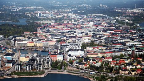 Ihminen menehtyi juoksukilpailussa Helsingissä – järjestäjän lausunto asiasta 2 Ihminen menehtyi juoksukilpailussa Helsingissä – järjestäjän lausunto asiasta 1