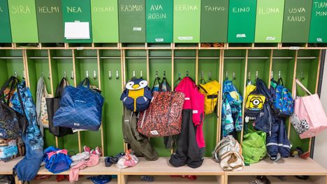 IS:n lukijoilta voimakas reaktio ilmiöön, nyt ääneen puhuu kolmekymppinen äiti, joka vei lapsensa päiväkotiin lomamatkalla. 2 IS:n lukijoilta voimakas reaktio ilmiöön, nyt ääneen puhuu kolmekymppinen äiti, joka vei lapsensa päiväkotiin lomamatkalla. 1