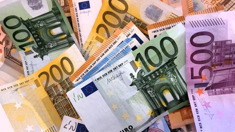 Äiti sai pojalleen 11 000 euron sosiaalituet – poika oli vankilassa 2 Äiti sai pojalleen 11 000 euron sosiaalituet – poika oli vankilassa 1