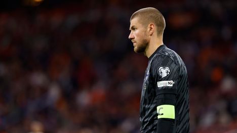 Jalkapallo: Jesse Joronen solmi uuden sopimuksen Palermon kanssa 1