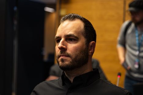 Jääkiekkoilija Jori Lehterä myönsi lainaa Niko Ranta-aholle. 1
