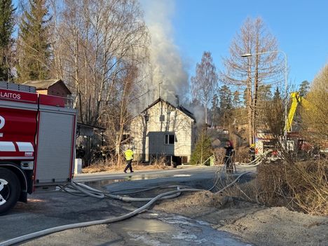 Jämsän tuhoisan tulipalon syy ei selvinnyt – uhrit menehtyivät 1