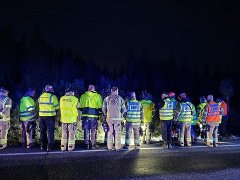 Kangasniemellä tapahtui onnettomuus, jossa menehtyi palkittu palomies. 10 Kangasniemellä tapahtui onnettomuus, jossa menehtyi palkittu palomies. 9