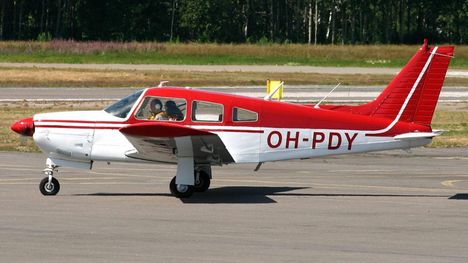 Kannonkosken lentoturman kone oli Piper Cherokee 180 -mallinen. 1