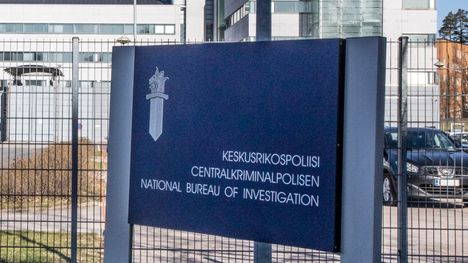 Keskusrikospoliisi tutkii kahta tahallista kaapelivaurioita. 1