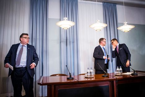 Keskustanuoret ja Keskustaopiskelijat: Timo Soinia ei tule hyväksyä keskustan ehdokkaaksi. 3