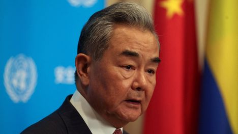 Kiinan ulkoministeri saapuu Suomeen ensimmäistä kertaa. 1