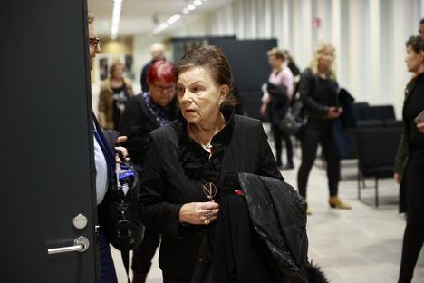 Kirsti Paakkasen perinnönjaosta käydään edelleen oikeudellista taistelua. 3