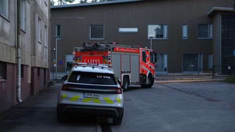 Lapsen sormet loukkaantuivat mankelissa Espoossa 2 Lapsen sormet loukkaantuivat mankelissa Espoossa 1