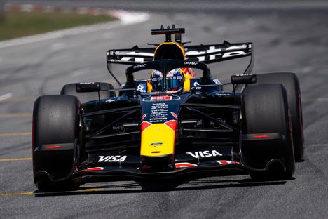 Max Verstappenin ympärillä liikkuu vilskettä – taustalla kova kilpailu 4 Max Verstappenin ympärillä liikkuu vilskettä – taustalla kova kilpailu 3