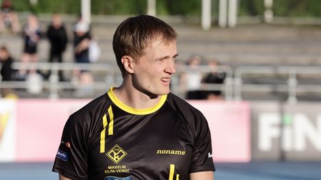 Oliver Helanderin on ensin saavutettava entinen taso, toteaa Magnus Kirt. 2 Oliver Helanderin on ensin saavutettava entinen taso, toteaa Magnus Kirt. 1