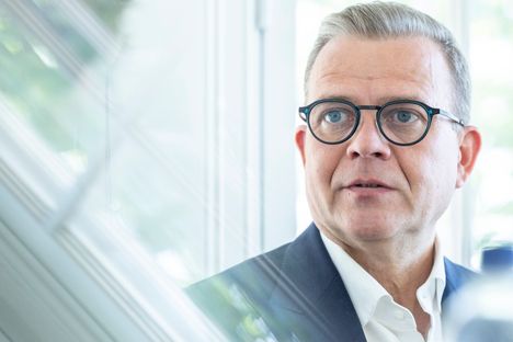 Orpo kommentoi sosiaalisen median vaikuttajien välisestä kiistasta: ”Vähätelty ja leimattu” 1