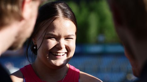 Pinja Kärhä: alle 20-vuotiaiden maailman paras tulos 2 Pinja Kärhä: alle 20-vuotiaiden maailman paras tulos 1