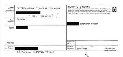 Pitkään pankkialalla toiminut 55-vuotias nainen paljastui petoksista syytetyksi. 3