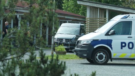 Poliisi selvittää murhatapausta Somerolla. 1