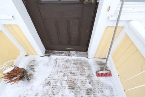 Poliisin "tavallinen tehtävä" sai järkyttävän käänteen Kalajoella: Mies puukotti. 6 Poliisin "tavallinen tehtävä" sai järkyttävän käänteen Kalajoella: Mies puukotti. 5
