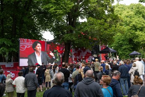 Politiikan tunnettu hahmo Justin Trudeau vitsaili Trumpista Porissa 3